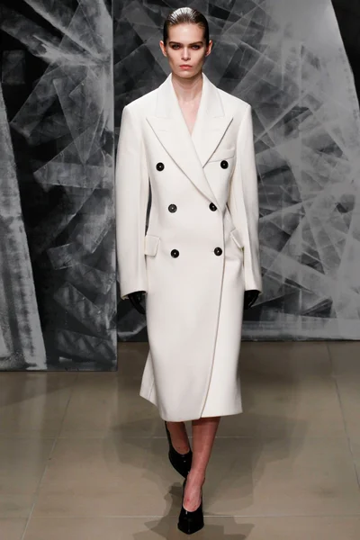 Look 1